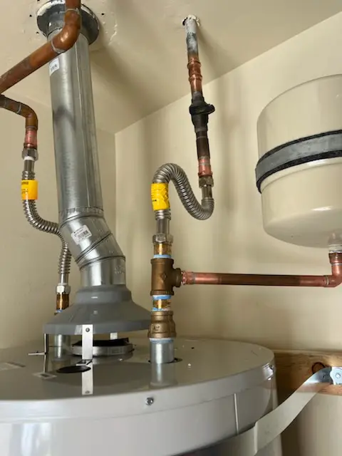 Water heater installation and plumbing repair in Sandy Springs ITP